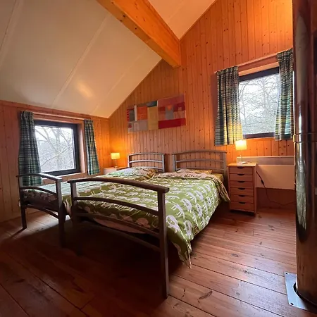 Feriehus Charming By The Meuse, Cleaning Included *
